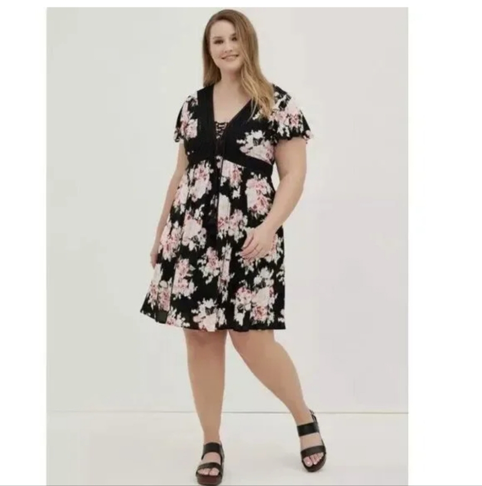 Torrid gauze lace up mini dress size 1